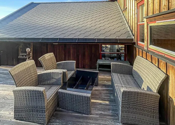 4 Bedroom Awesome In Vakantiehuis